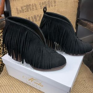 BRAND NEW black fringe booties